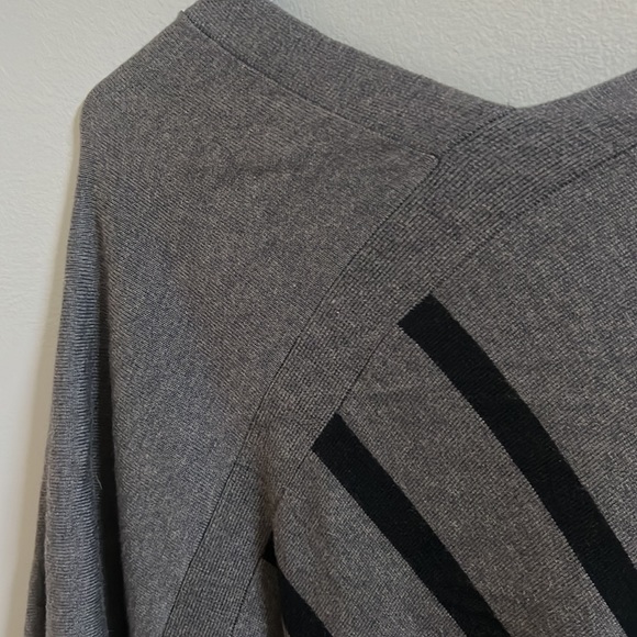 The Limited black and gray poncho top - Picture 3 of 6